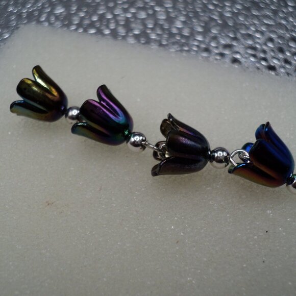 Iridescent Lilly of the Valley earrings and pendant set POS159 - Picture 7 of 11